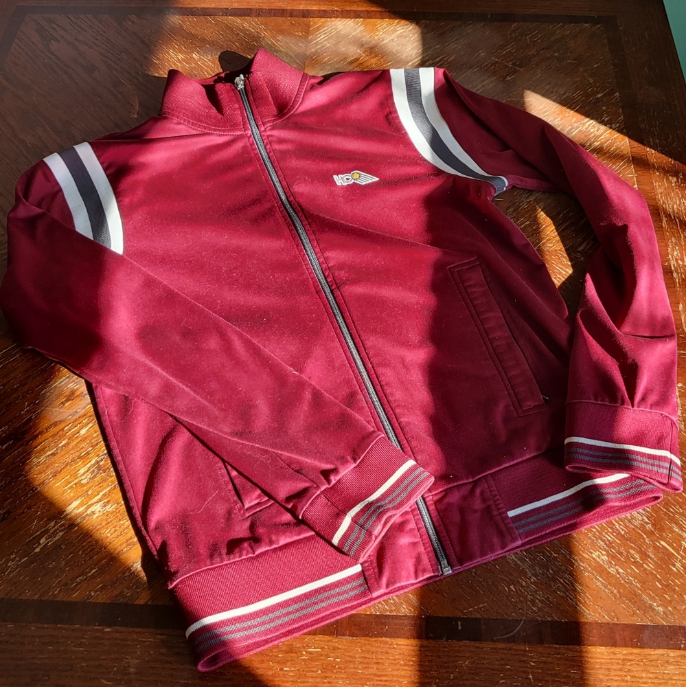 Vintage 2005 hollister basketball track jacket burgundy/red men's small NM